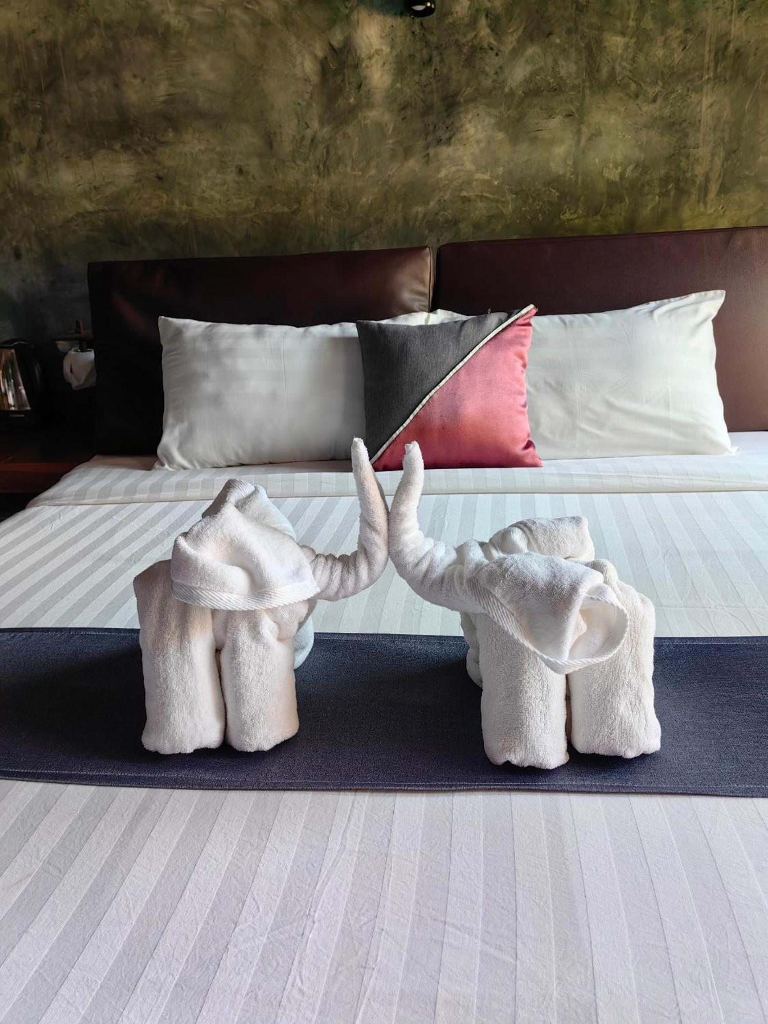Keeree Loft Resort Thong Pha Phum Zewnętrze zdjęcie