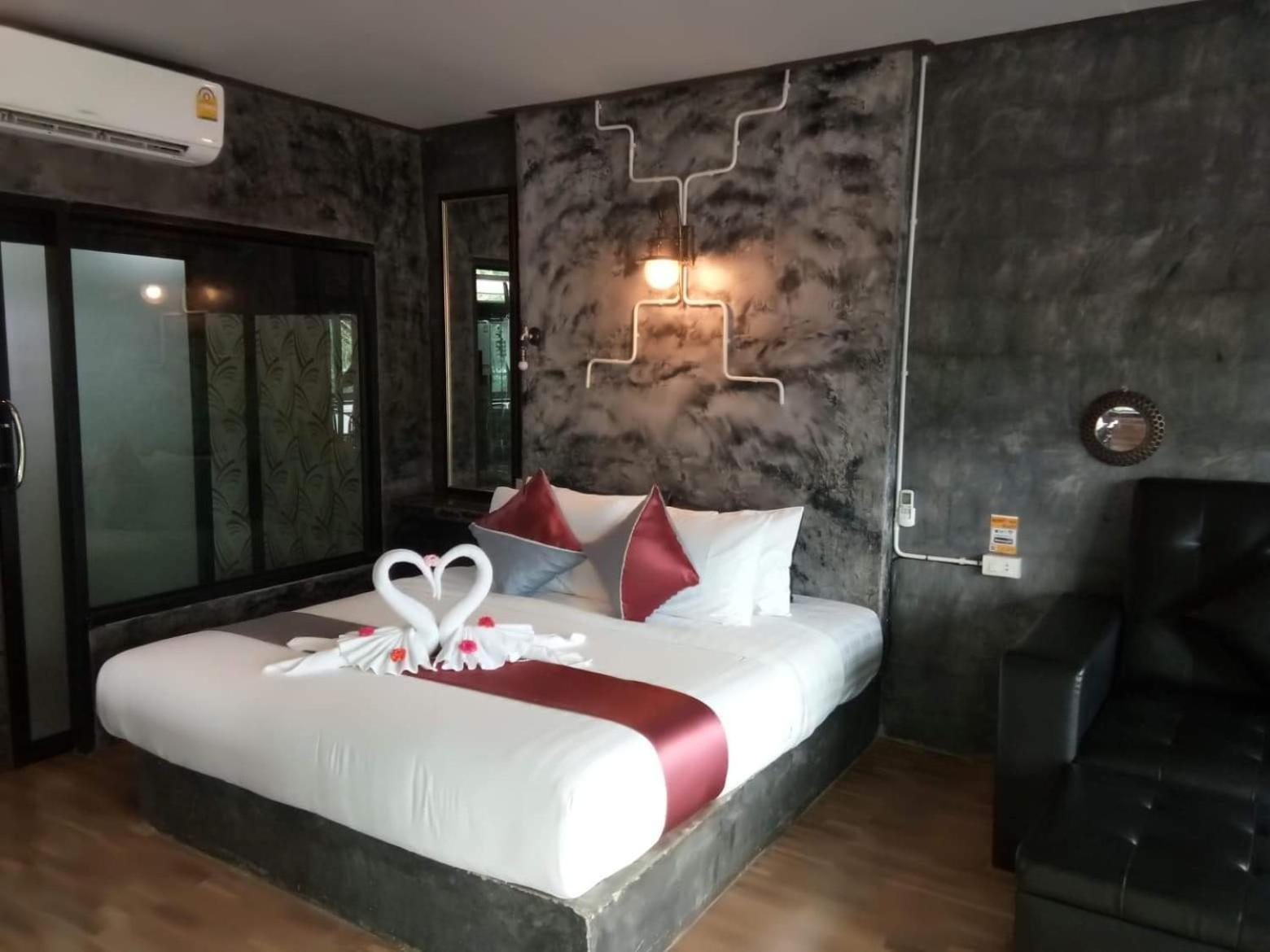Keeree Loft Resort Thong Pha Phum Zewnętrze zdjęcie