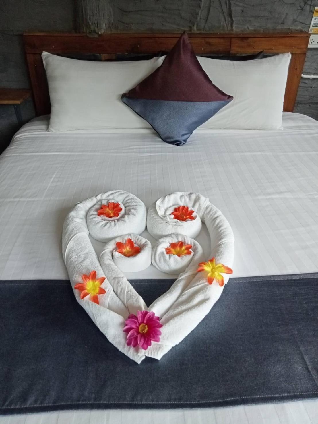 Keeree Loft Resort Thong Pha Phum Zewnętrze zdjęcie