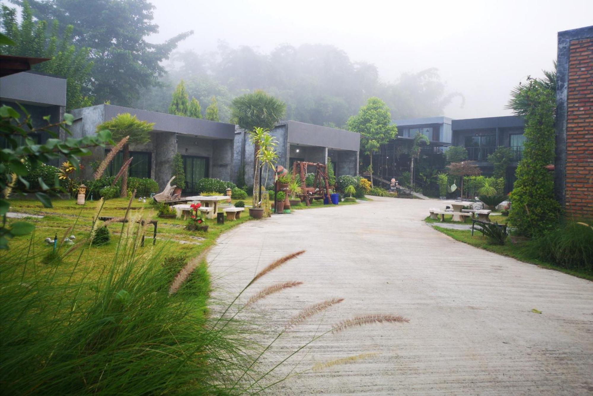 Keeree Loft Resort Thong Pha Phum Zewnętrze zdjęcie