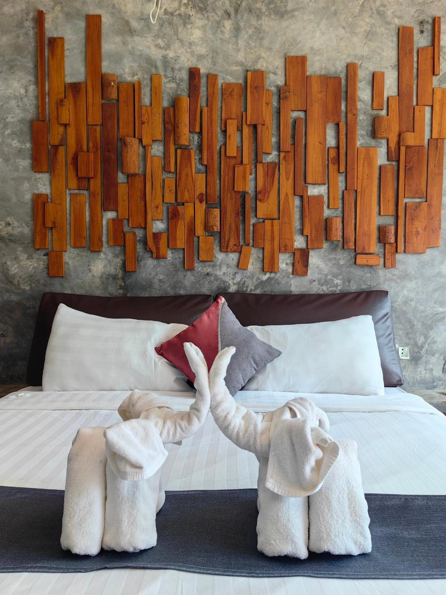 Keeree Loft Resort Thong Pha Phum Zewnętrze zdjęcie