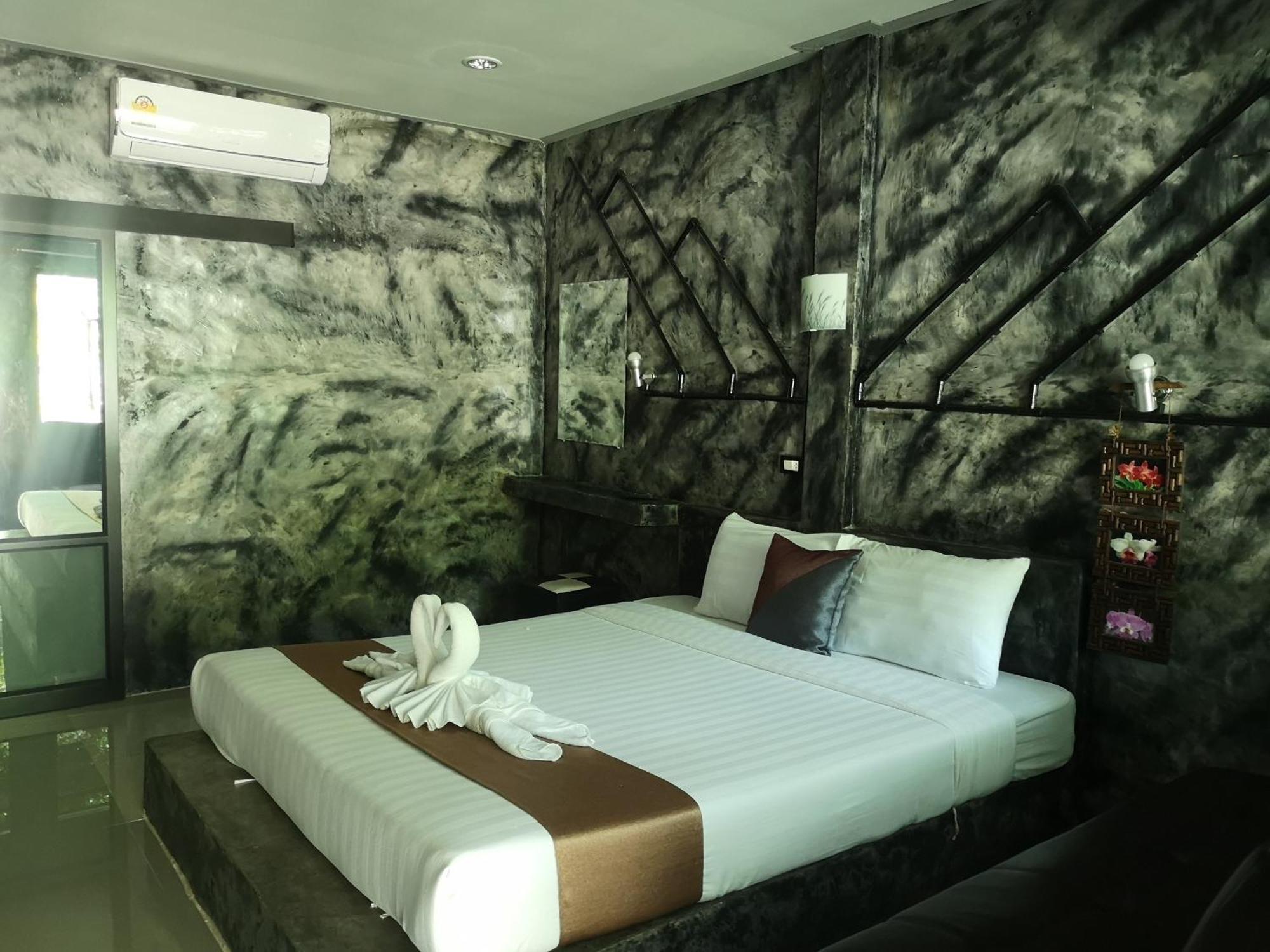 Keeree Loft Resort Thong Pha Phum Zewnętrze zdjęcie