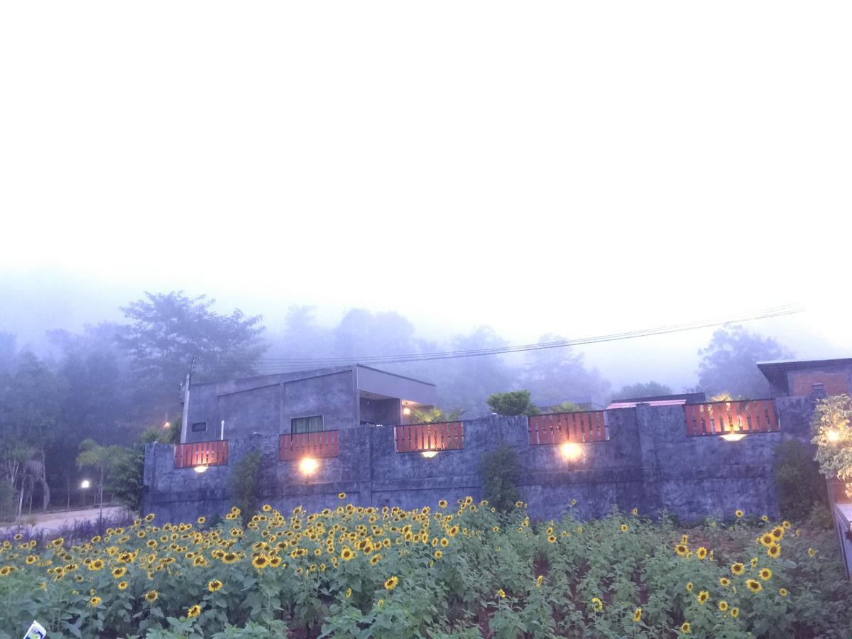 Keeree Loft Resort Thong Pha Phum Zewnętrze zdjęcie